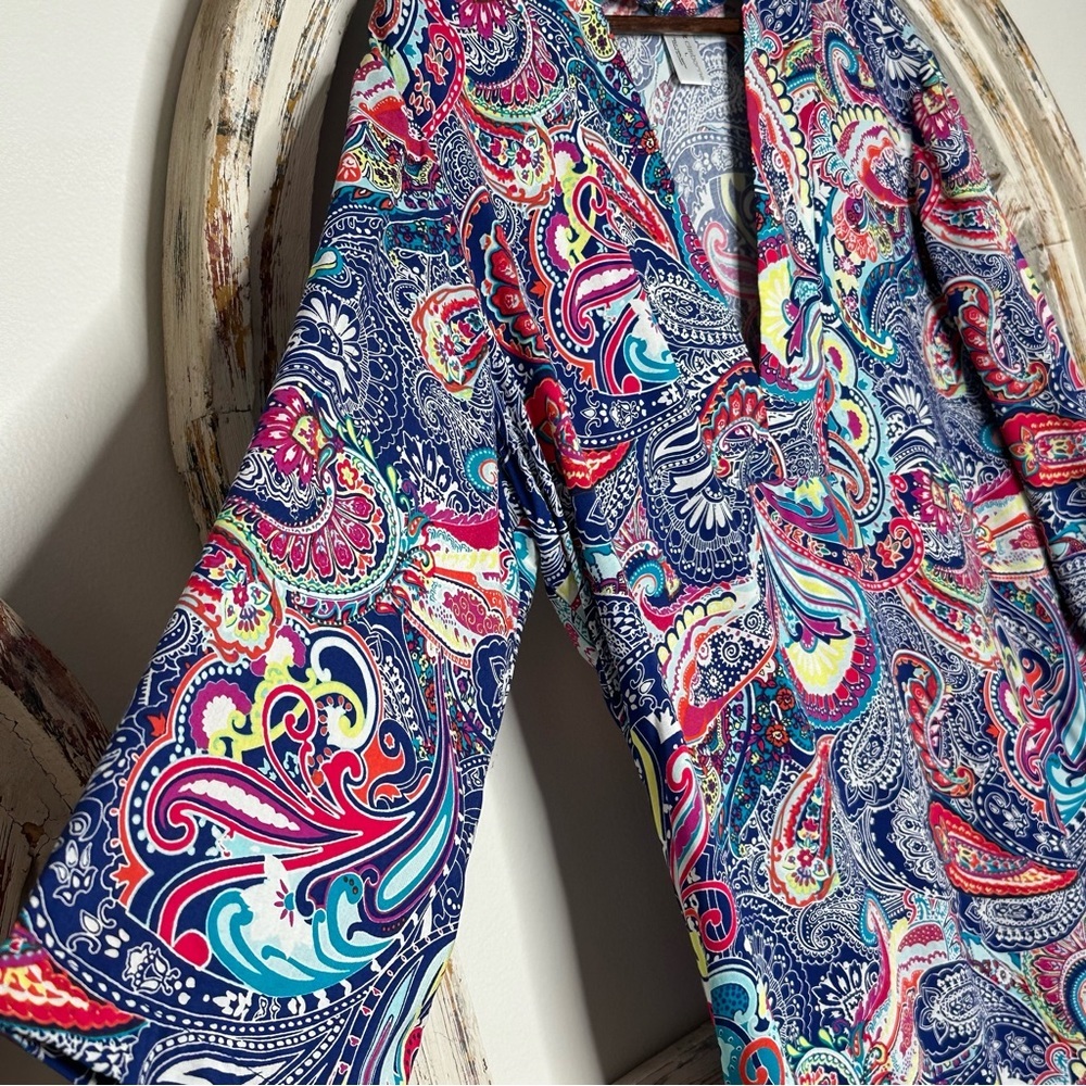 NWOT Liz Claiborne Paisley Coverup- Size Large